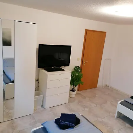 Bookandstay24 Com Mit 2 Betten Und Kueche * Babenhausen (Hessen)